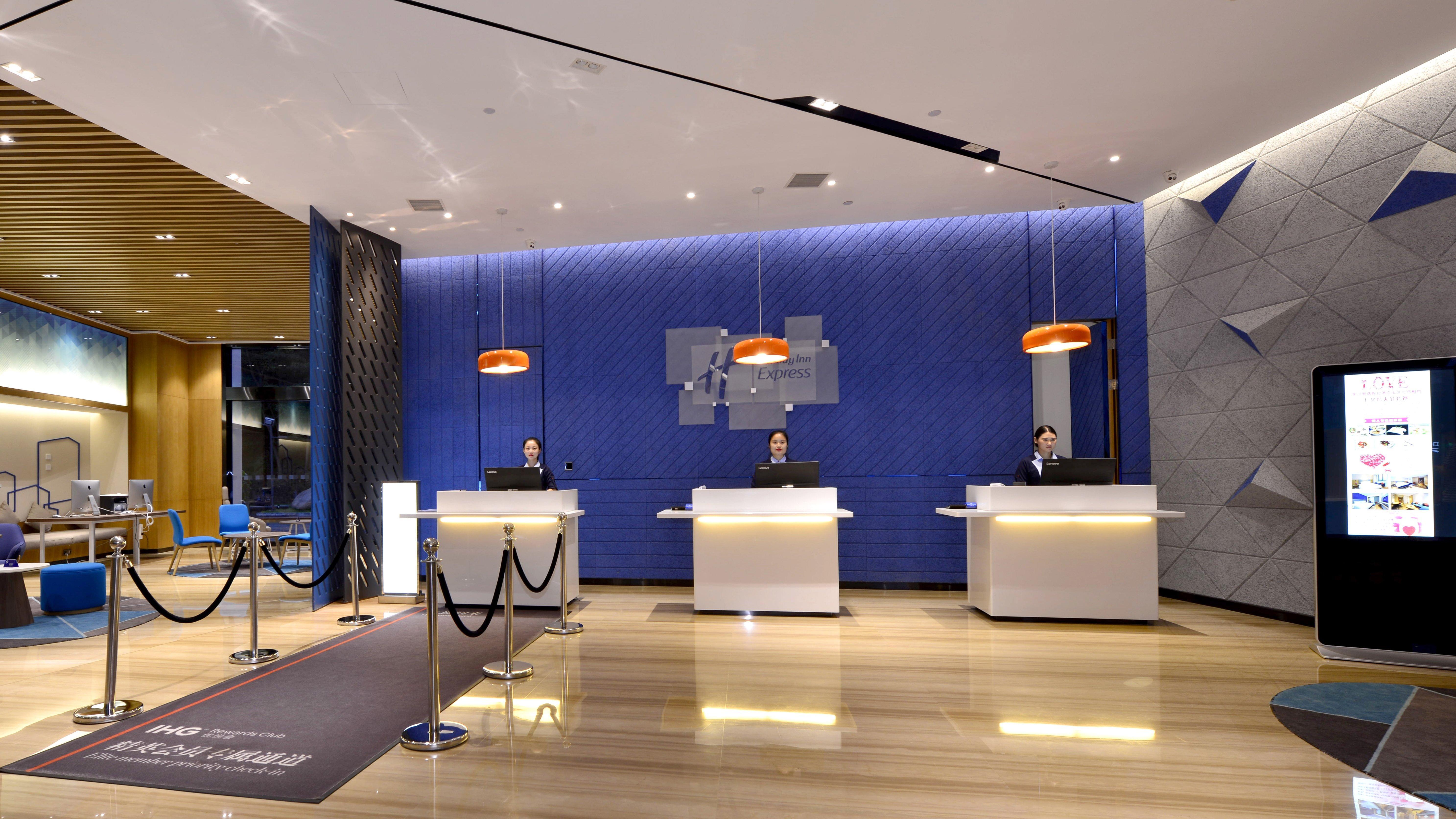 Holiday Inn Express Luanchuan By Ihg 외부 사진
