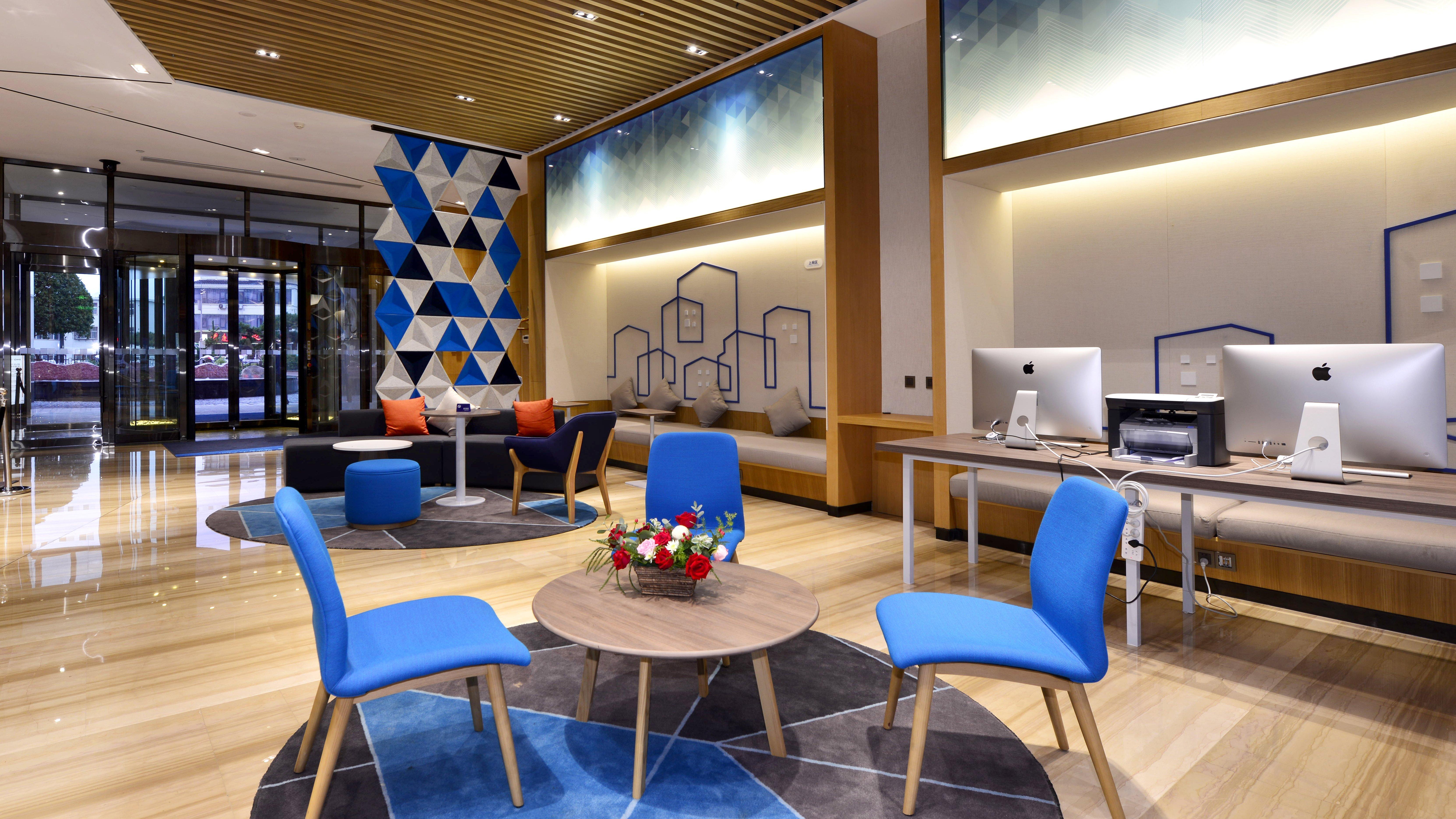 Holiday Inn Express Luanchuan By Ihg 외부 사진